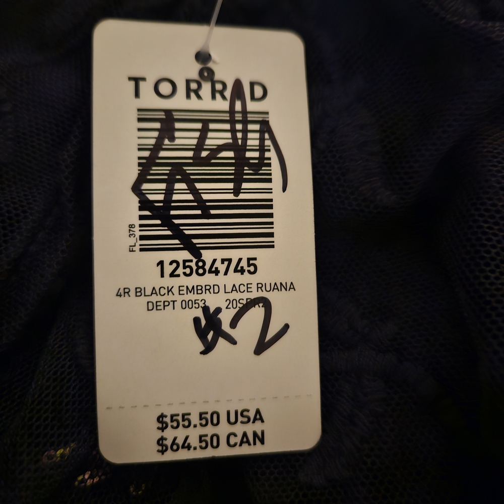 Torrid Black Embroidered Lace Ruana NWT - Picture 3 of 3